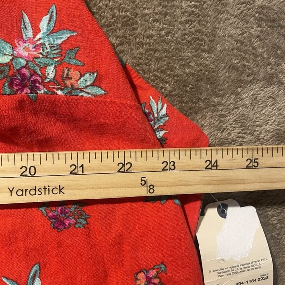 NWT St. Johns Bay Tank Top Womens 2X Red Floral Split Neck Tunic Sleeveless - Picture 5 of 6